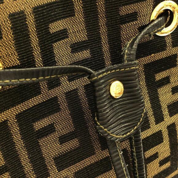 Fendi backpack - Picture 4 of 9